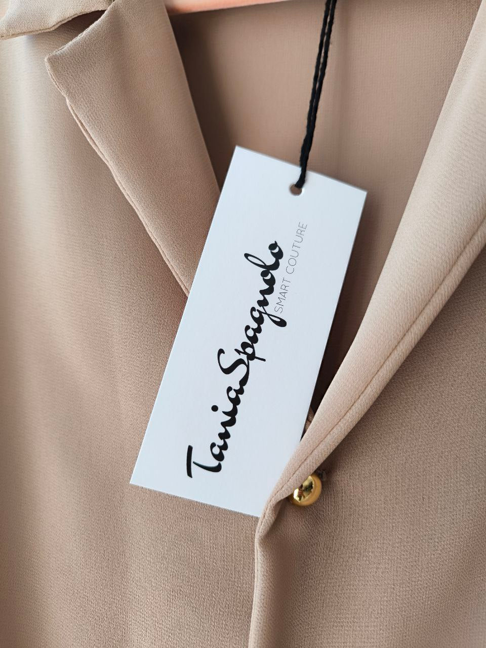 Camicia elegante con bottoni oro - PREORDINA