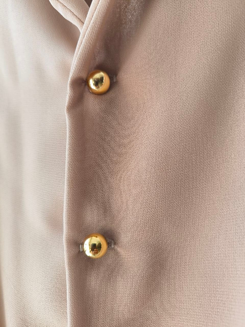 Camicia elegante con bottoni oro - PREORDINA