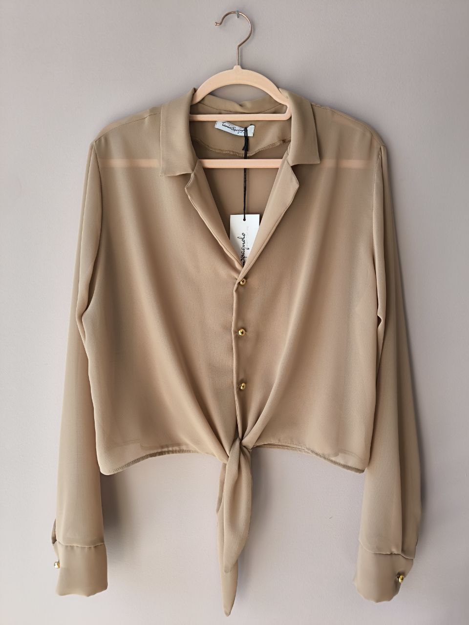 Camicia elegante con bottoni oro - PREORDINA