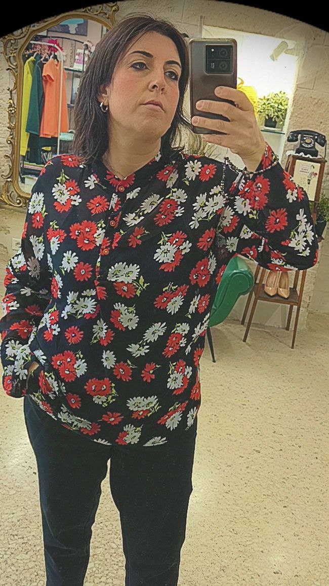 Camicia blusa over con colletto alla coreana fantasia fiori