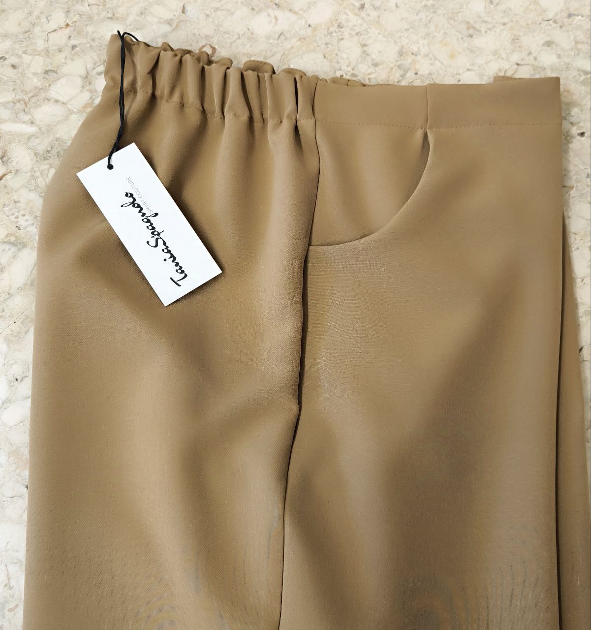 PANTALONE A CAROTA - OMEX in Tessuto Compact BISCOTTO