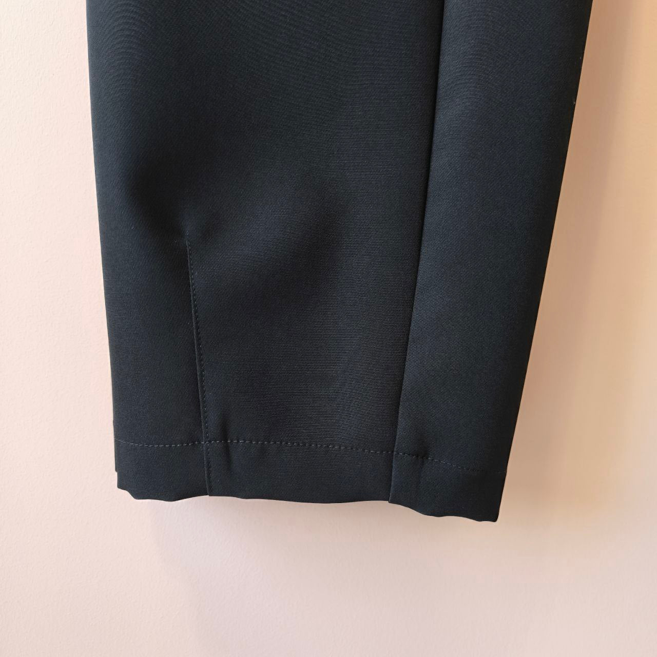PANTALONE A CAROTA - OMEX in Tessuto Compact NERO