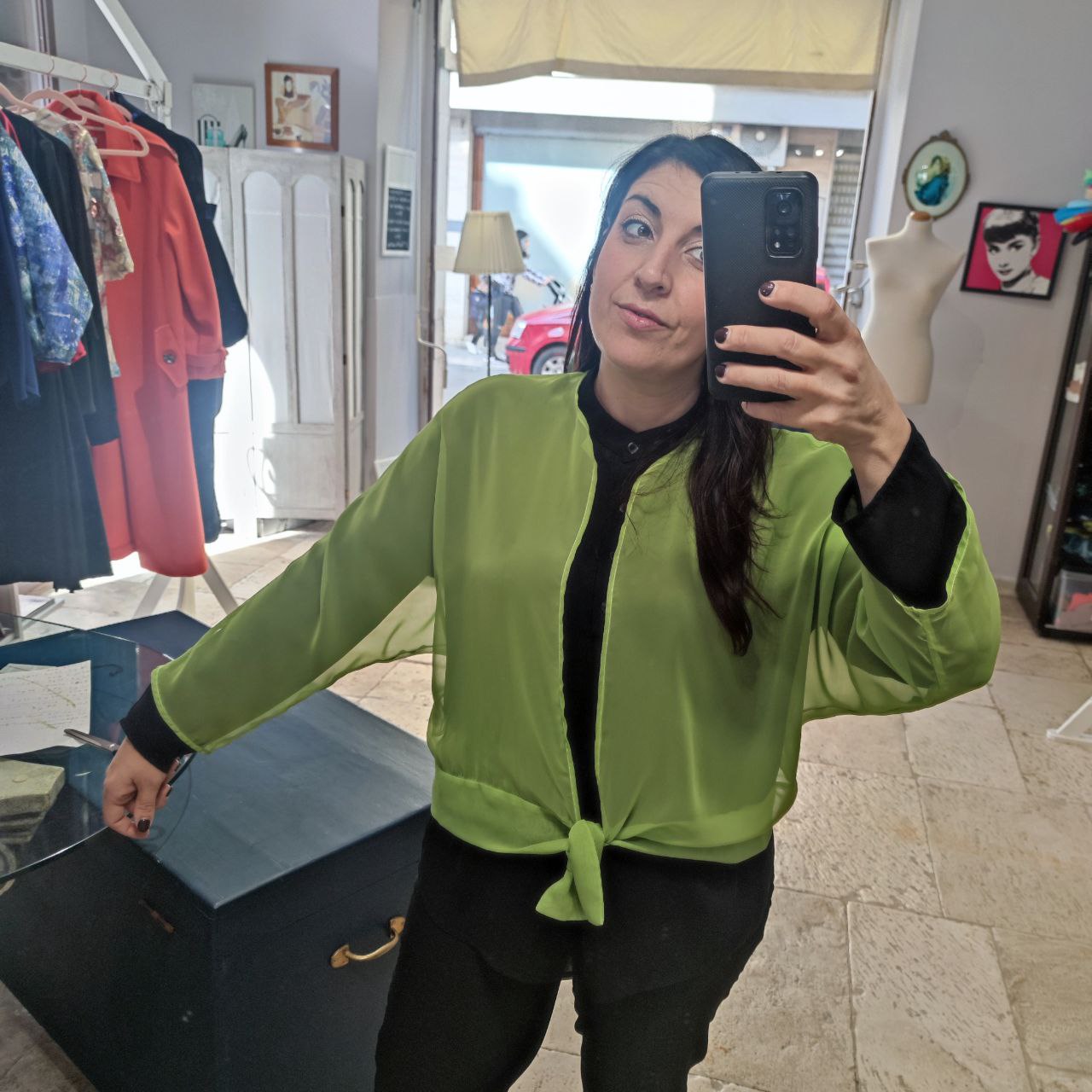 Coprispalle camicia trasparente rosa fragola