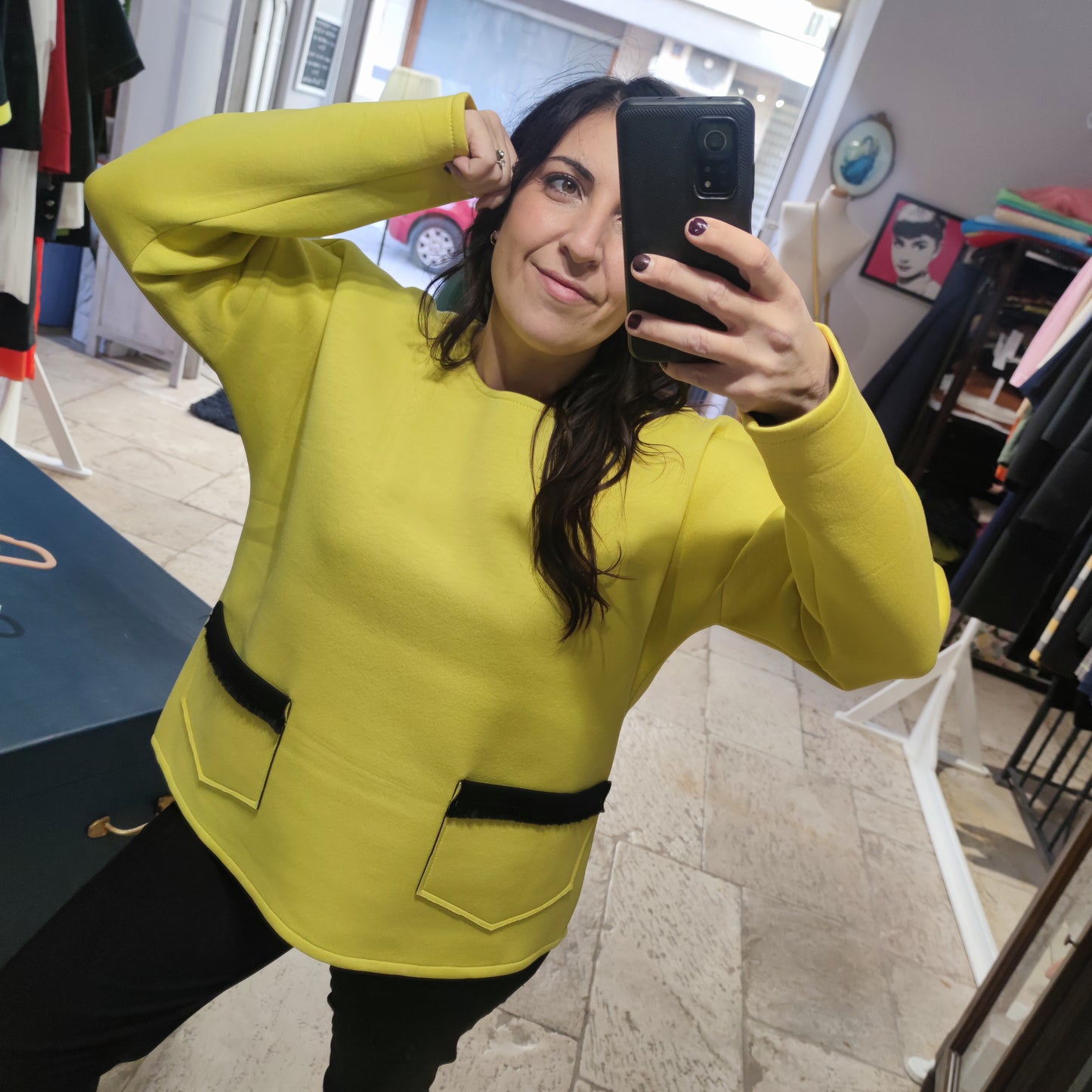 Felpa neoprene giallo lime - nero con frange