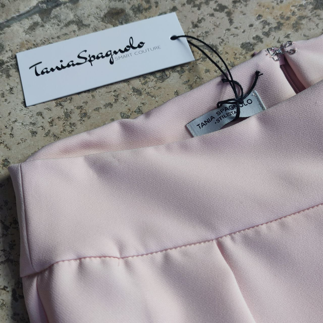 SHORTS SVASATO CON PIEGA