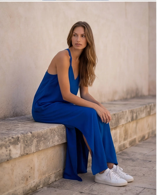 Abito in satin con spacchi e scollatura vogatore sul retro - Preordina