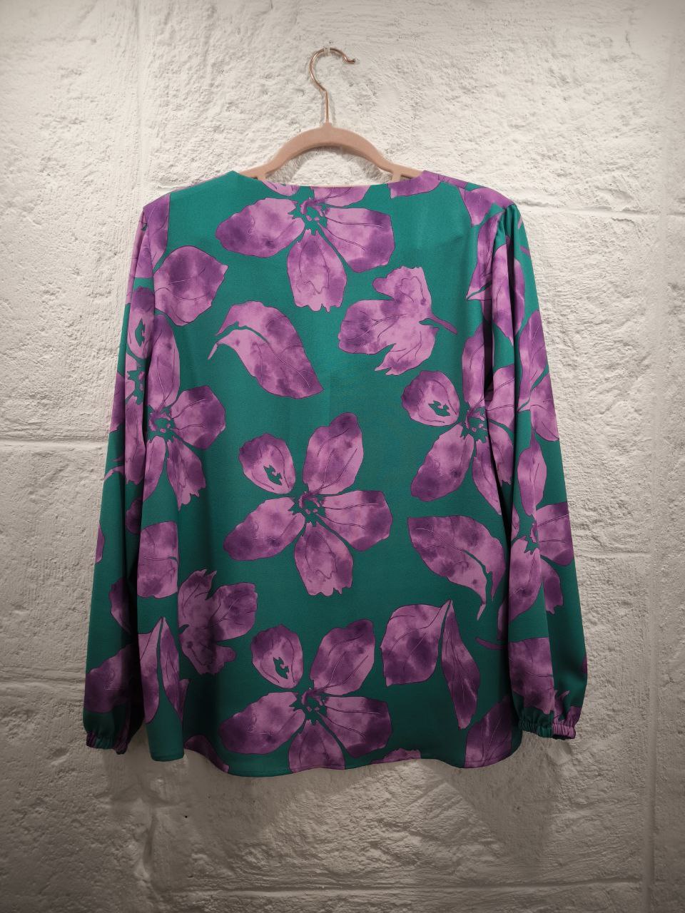 Blusa camicia ampia fantasia floreale verde rosa