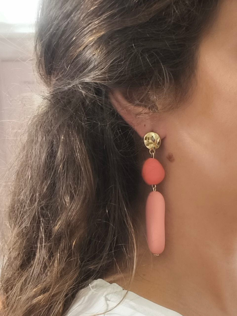 ORECCHINI PENDENTI ROSA