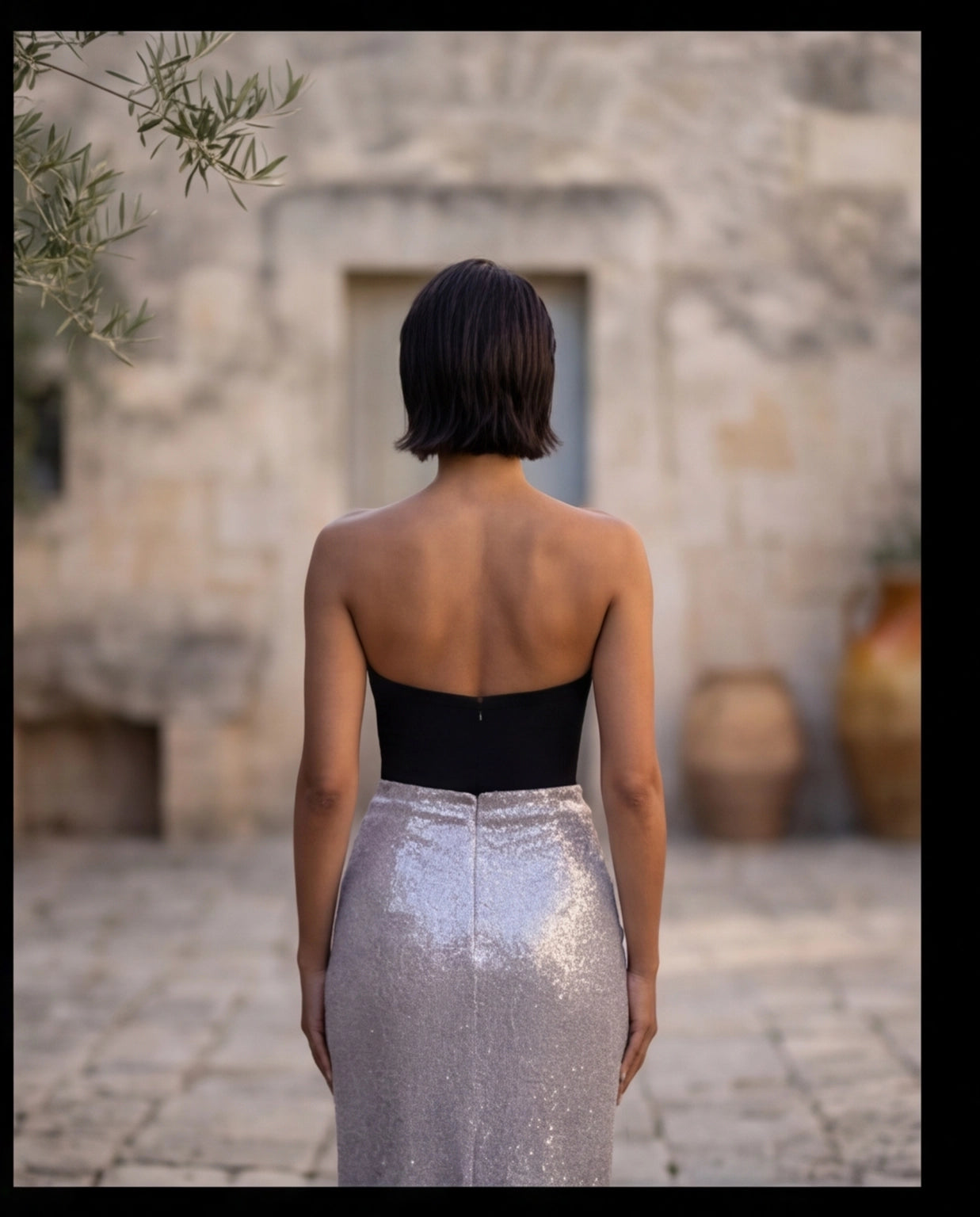 55. Abito Red Carpet Tubino Lungo glitter con scollo a cuore e spacco davanti