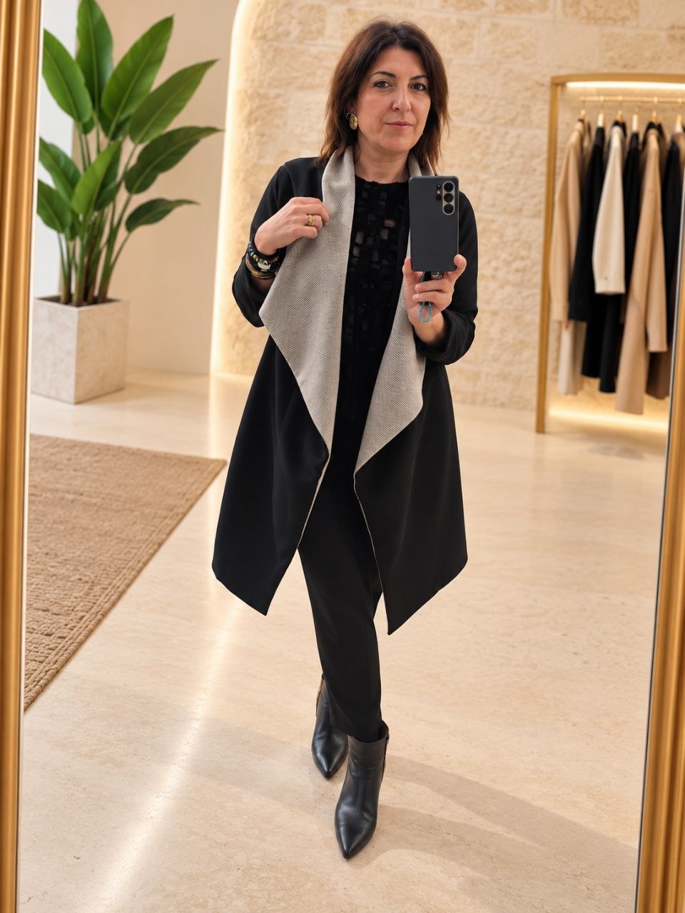 Very warm reversible long sleeveless coat in black-bluish gray-tartan wool